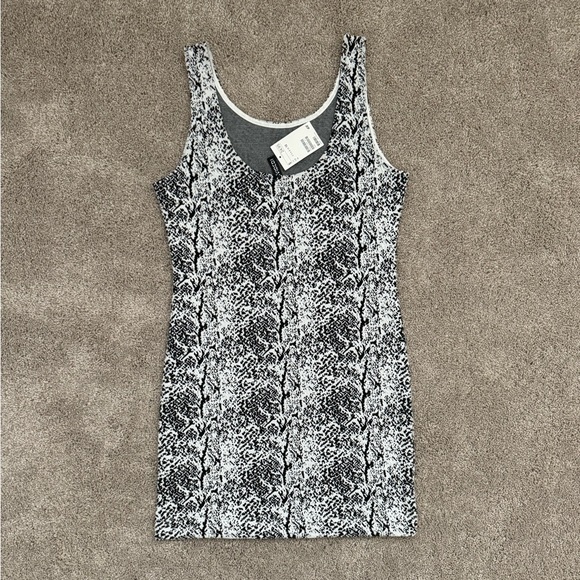 H&M Divided Textured Snake Print Bodycon Tank Mini Dress women’s size 12 - Picture 2 of 4